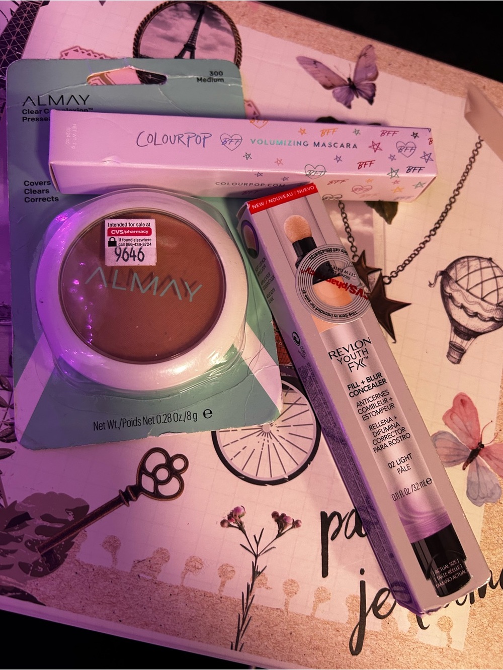 Almay Pressed Powder Compact - Medium 300